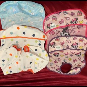 4 pack weaning bibs (6-18m)